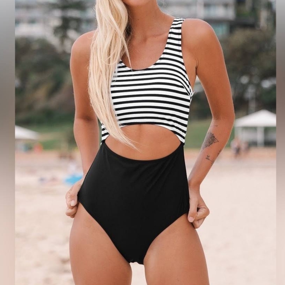 Cupshe Black & White Striped Black Bottom Cutout Swimsuit